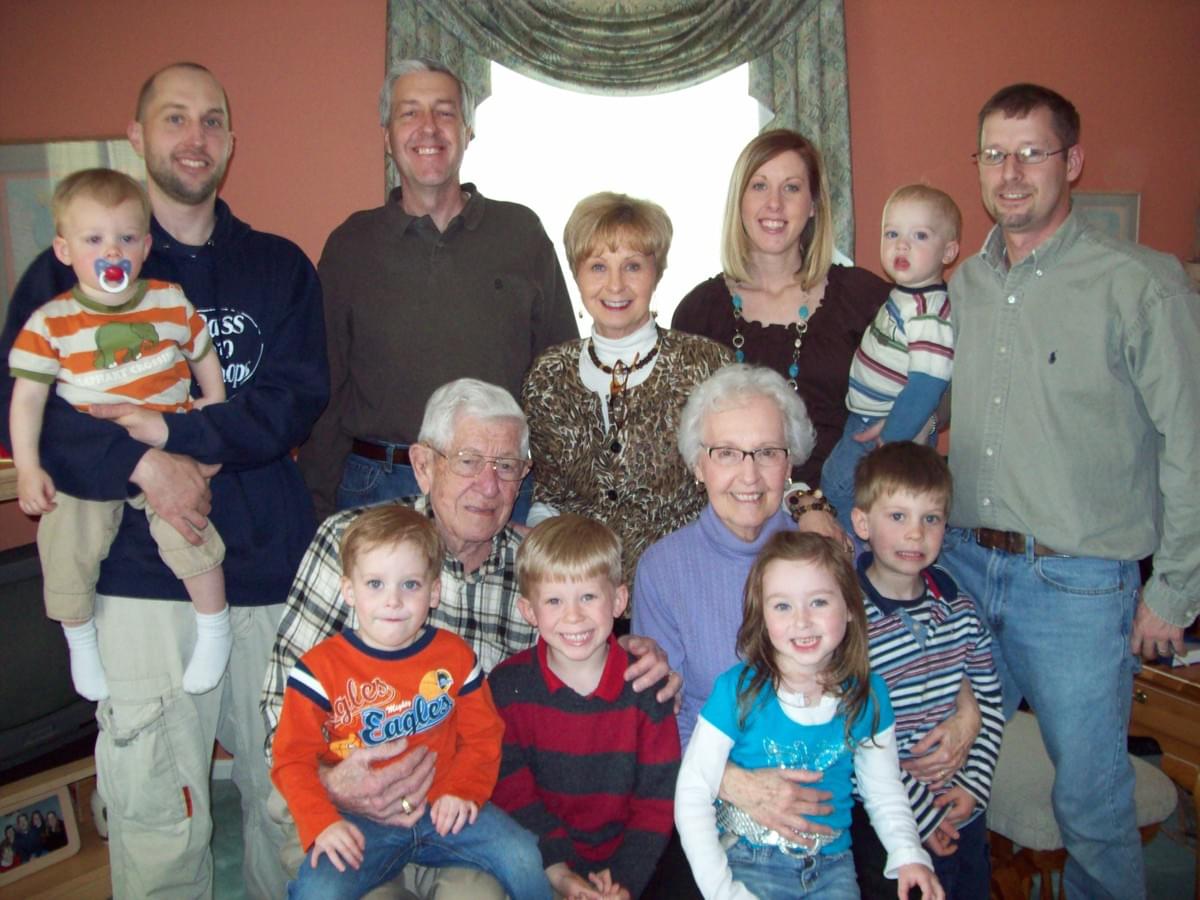 The extended Hoke family (missing Stephanie Hoke, the photographer) The extended Hoke family (missing Stephanie Hoke, the photographer)