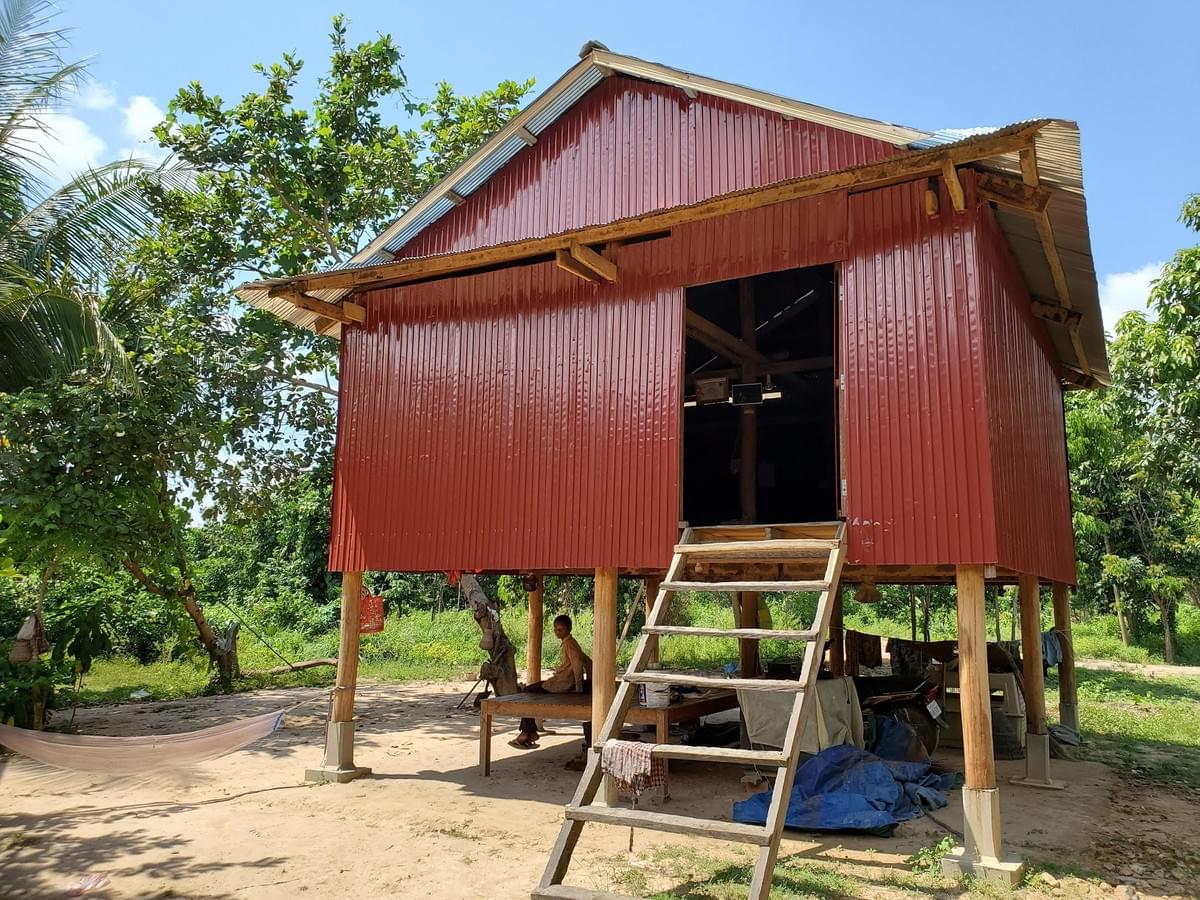 Photo of MTRF-sponsored home made possible due to $500 worth of home building supplies donated by George & Kathy in loving memory of her sister, Linda Photo of MTRF-sponsored home made possible due to $500 worth of home building supplies donated by George & Kathy in loving memory of her sister, Linda
